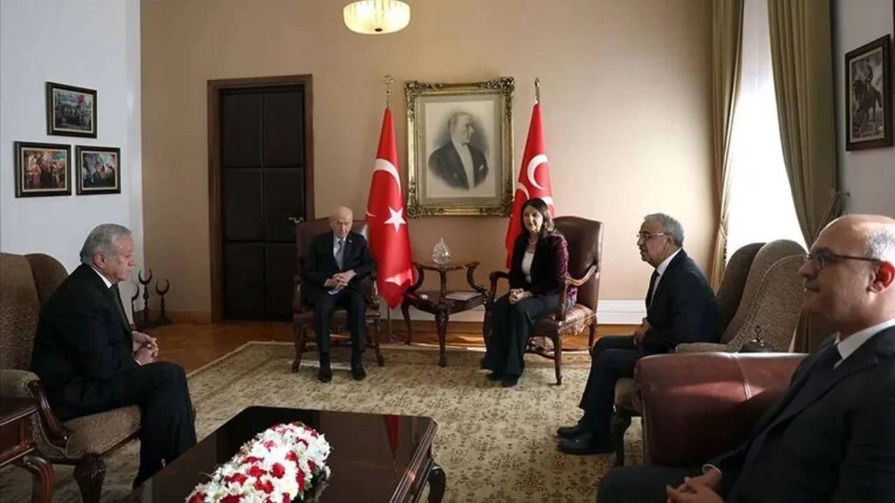 DEM Parti heyeti, Devlet Bahçeli'yi ziyaret ediyor