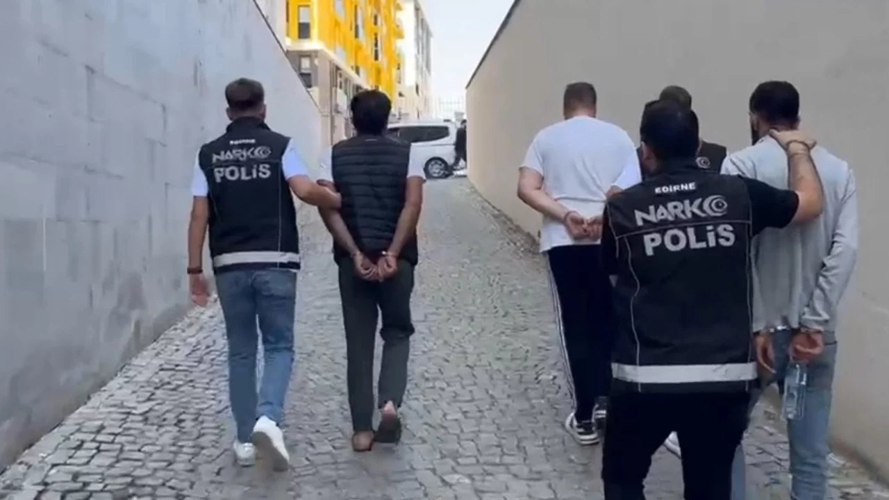 Edirne'de uyuşturucu operasyonu: 2 kişi tutuklandı