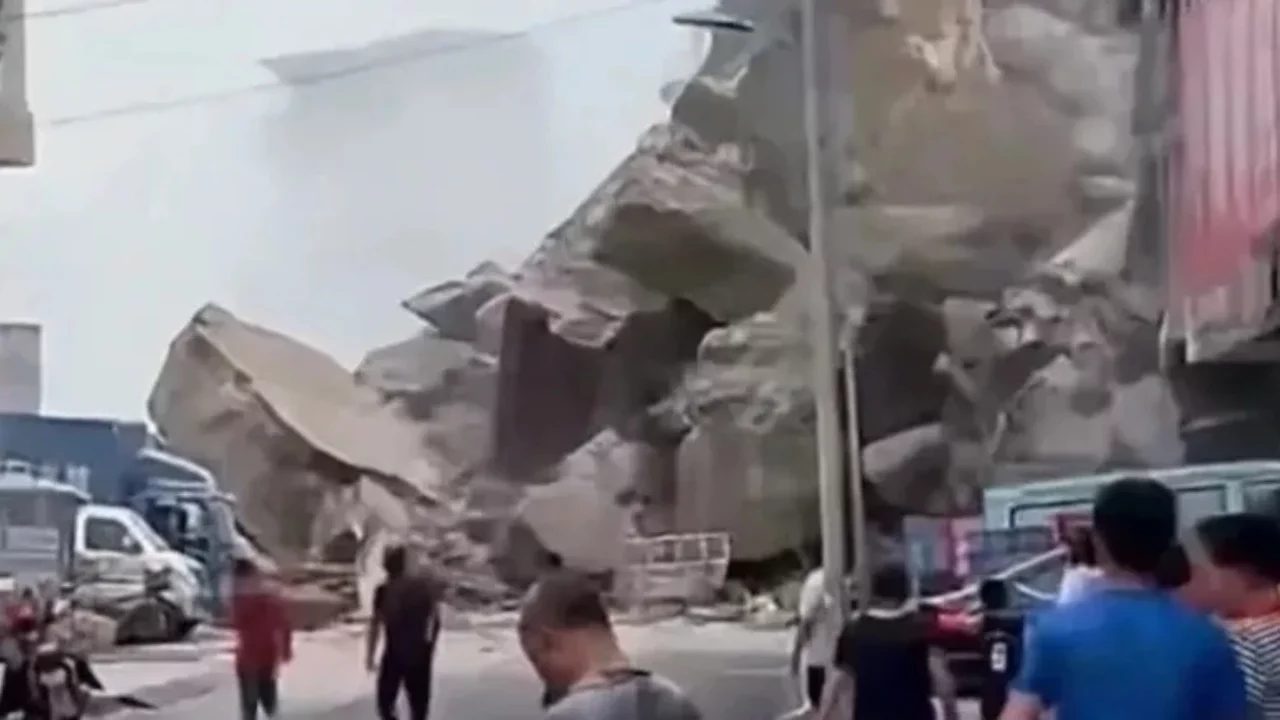 Çin'de heyelan faciası: 8 kişi yaşamını yitirdi, 34 kişi kayıp