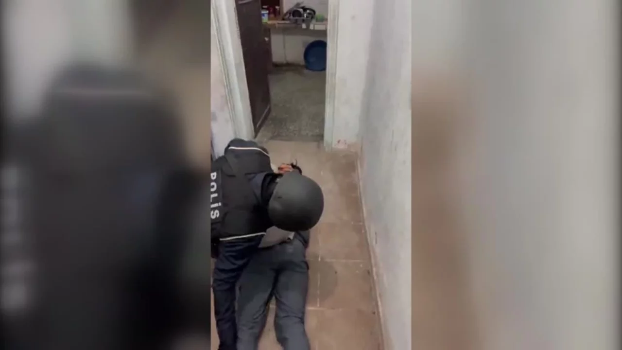 Bursa dahil 8 ilde DEAŞ operasyonu: 5 şüpheli tutuklandı