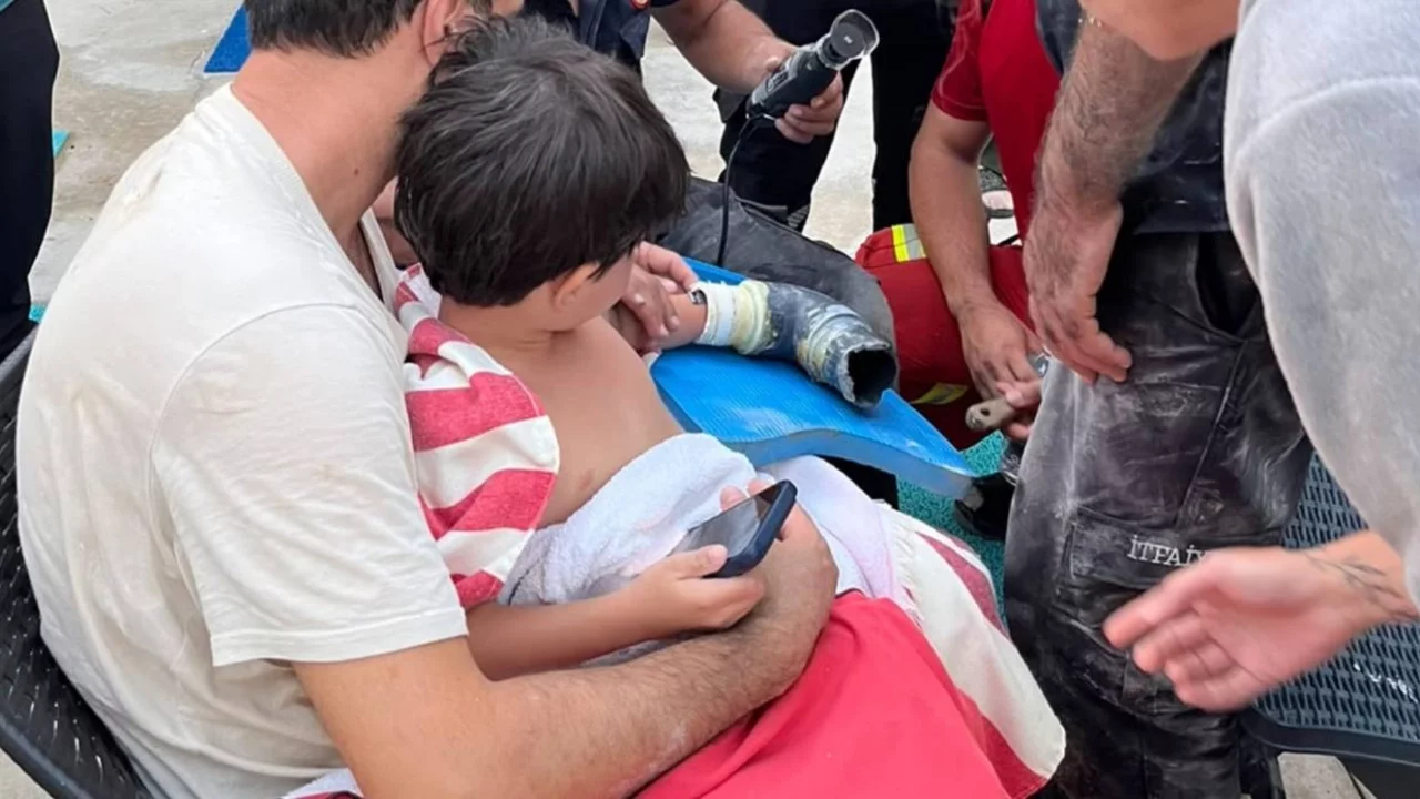 Muğla'da havuzda kolu sıkışan 4 yaşındaki çocuk kurtarıldı