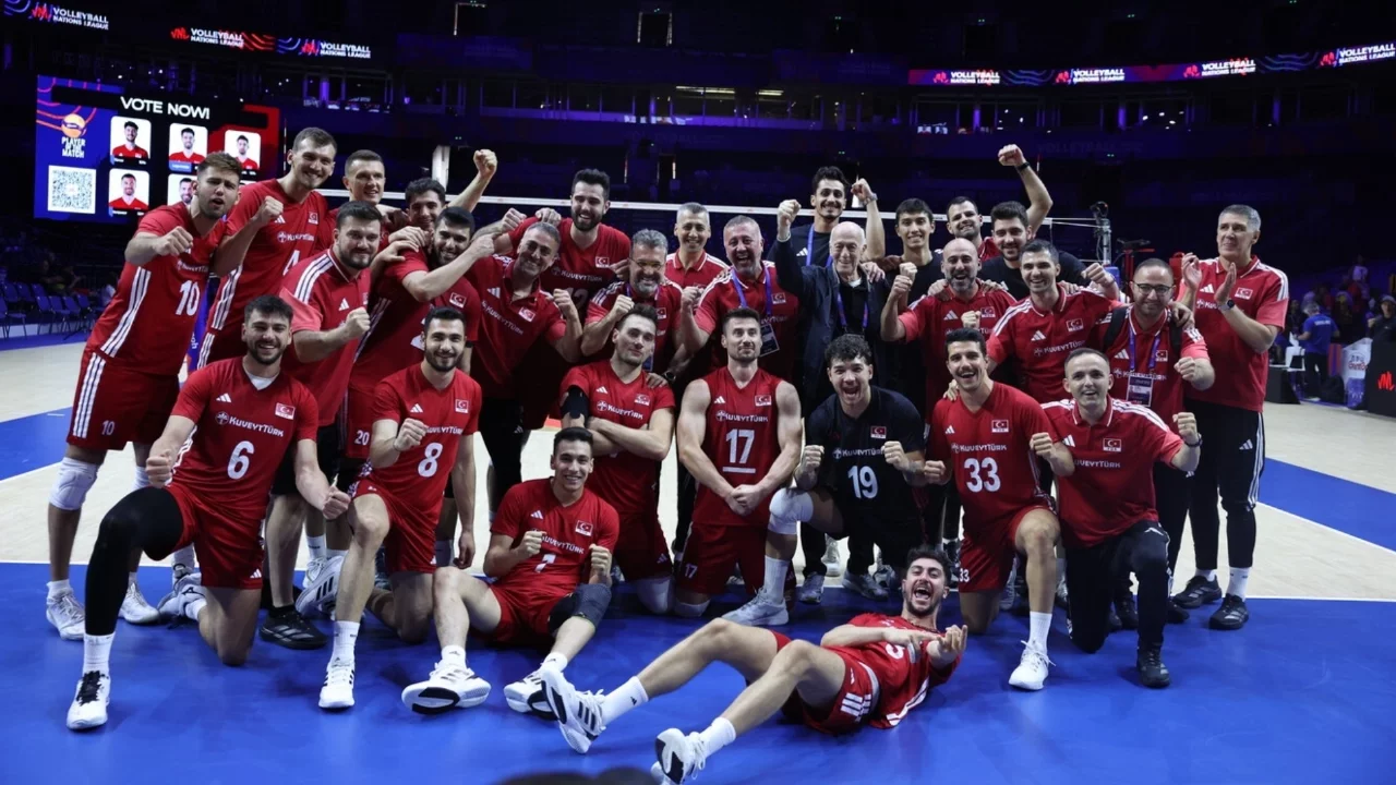 Filenin Efeleri, Ukrayna'yı 3-2 yendi