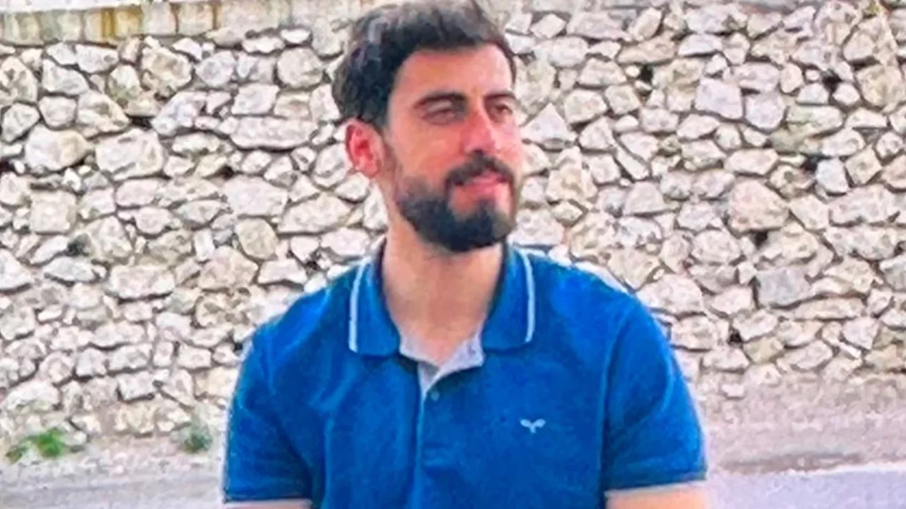 Hakkari'de bir genç evinde ölü olarak bulundu