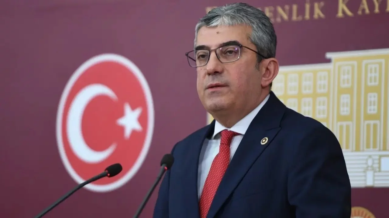 CHP'li Günaydın'dan Barış Yarkadaş ve Melih Gökçek tepkisi: 'Aynılar aynı yerde'