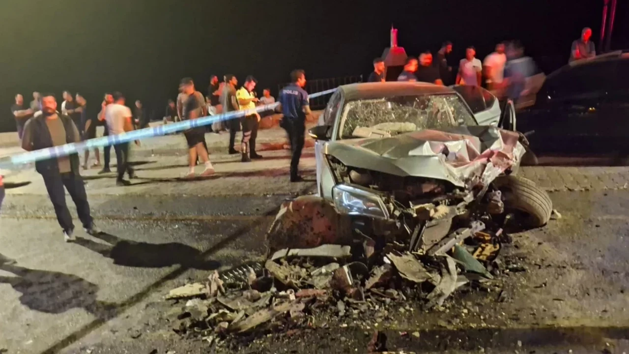 Otomobiller çarpıştı: Çok sayıda yaralı var