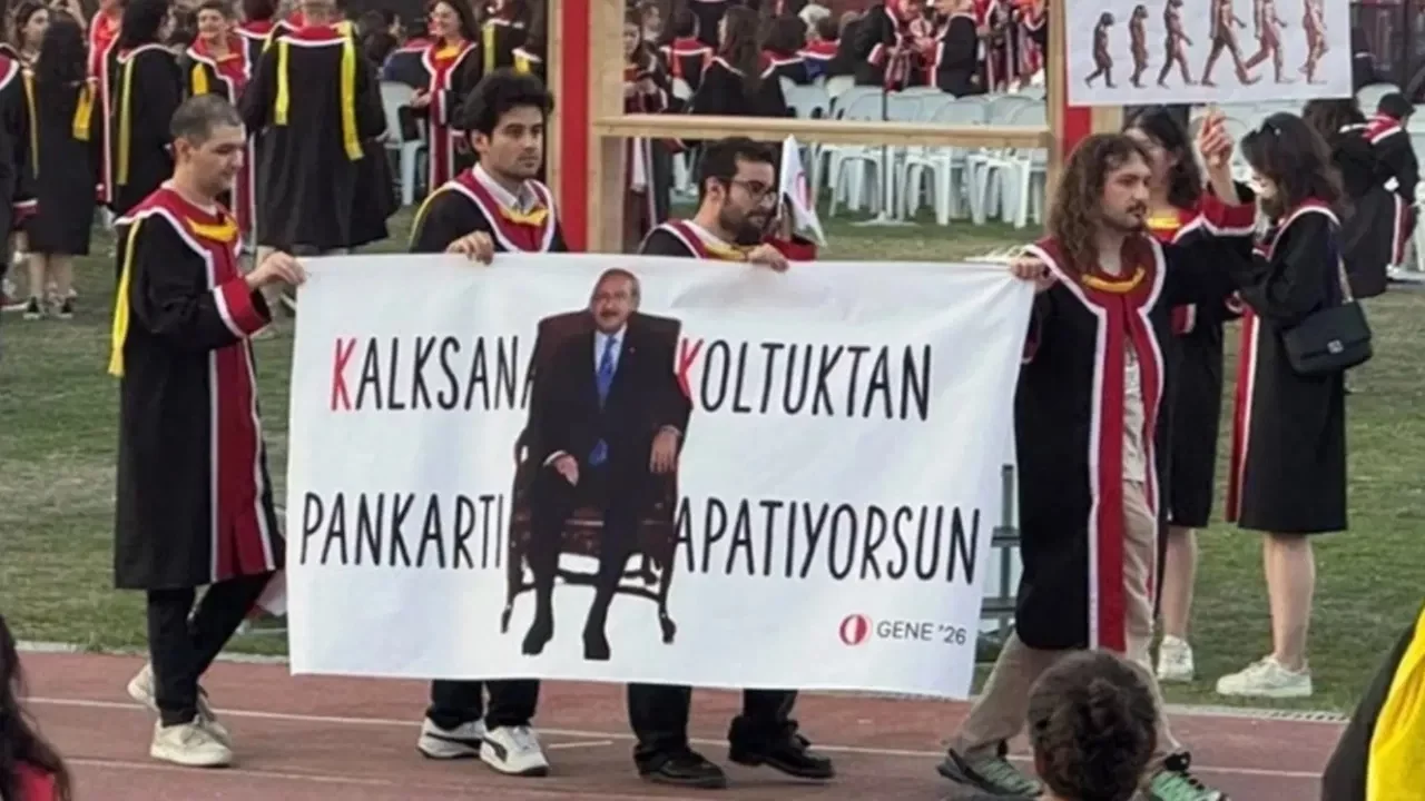 ODTÜ mezuniyet töreni pankartlarında bu sene 'butlan' öne çıktı