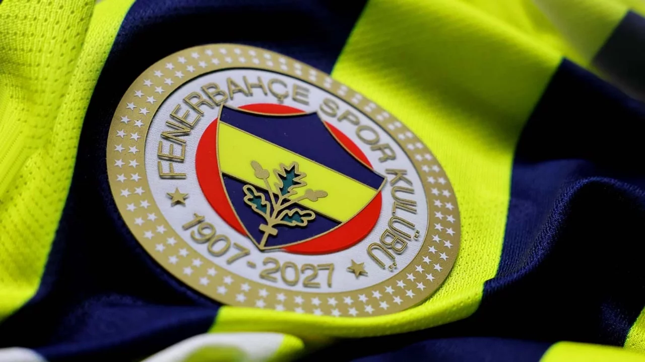 Fenerbahçe'de 3 futbolcu için karar