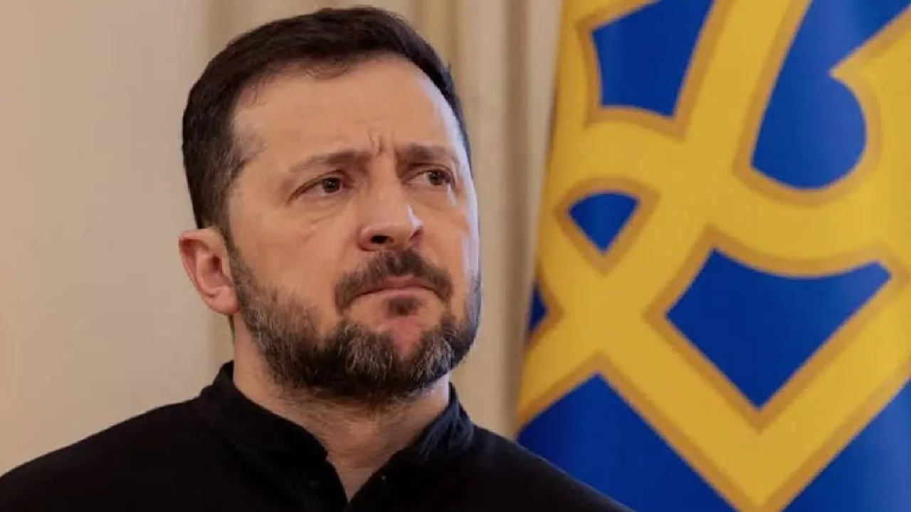 Zelenski: Rusya'da 3 petrol rafinerisine saldırılar düzenledik