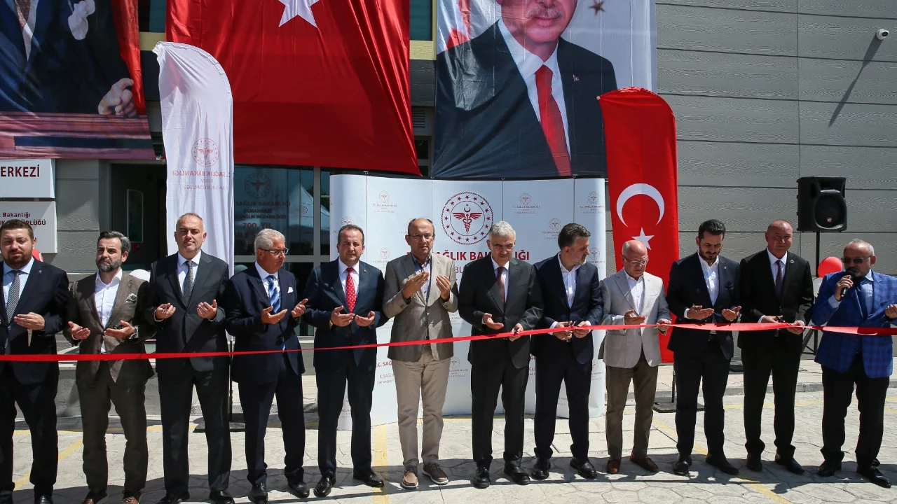 Bursa'da Doğanevler Sağlıklı Hayat Merkezi hizmete açıldı