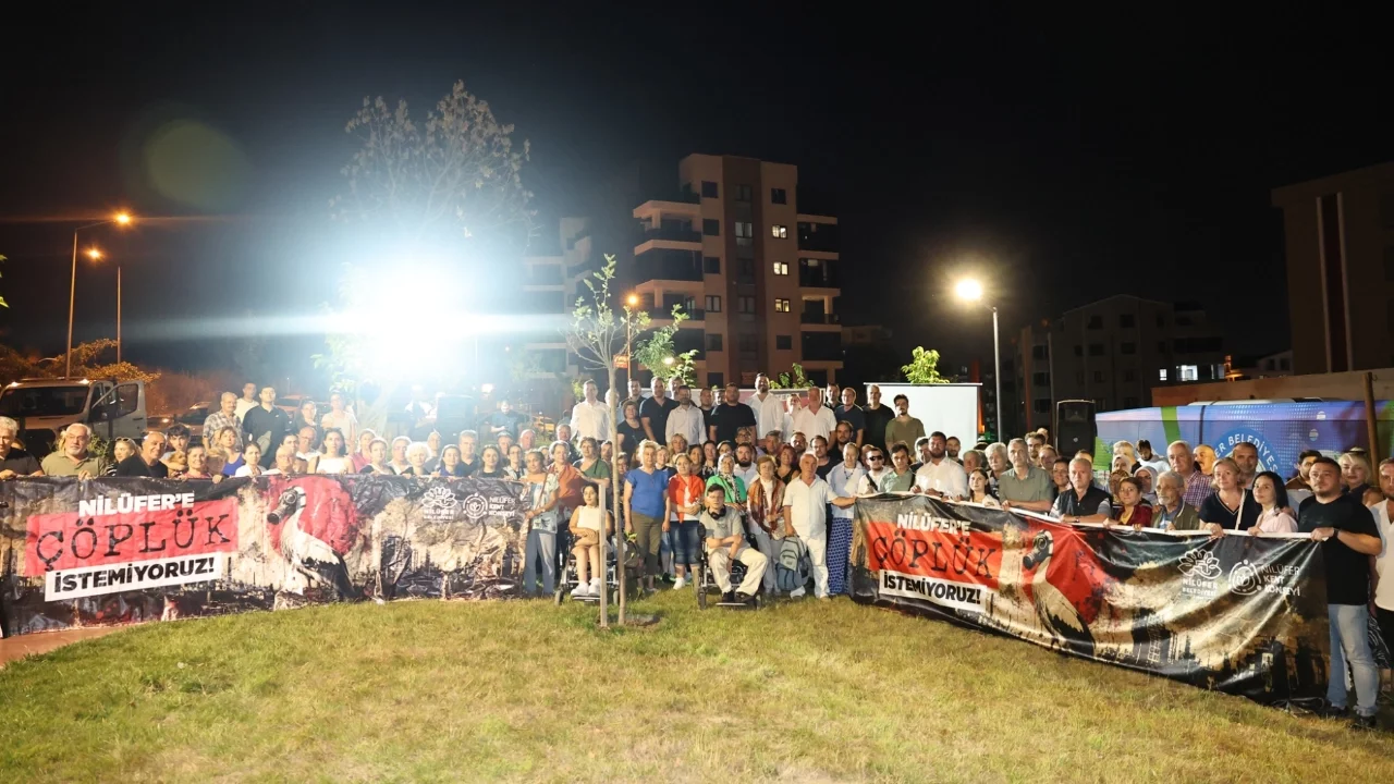 Nilüfer'de çöplük isyanı büyüyor! "Geleceğimizi kirletmenize izin vermeyeceğiz"