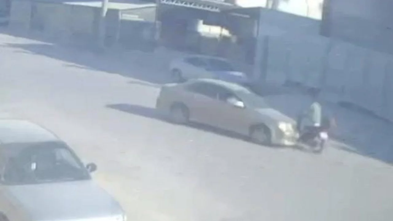 Bursa'da otomobil ile motosiklet kafa kafaya çarpıştı!