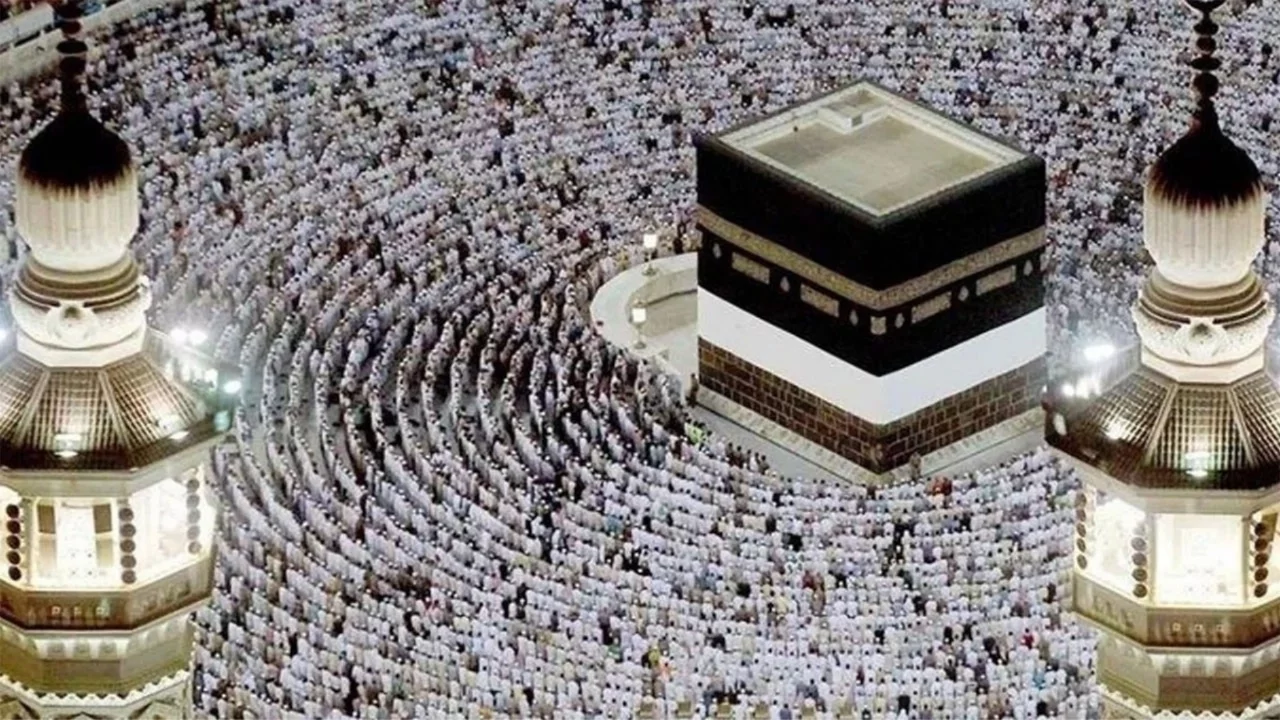 Suudi Arabistan umre vizesinde kuralları değiştirdi