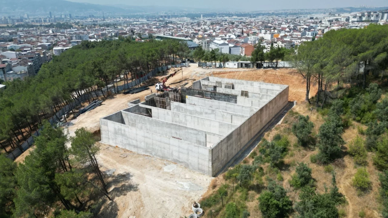 Bursa Büyükşehir'den Demirtaş'a 10 bin metreküplük yeni su deposu