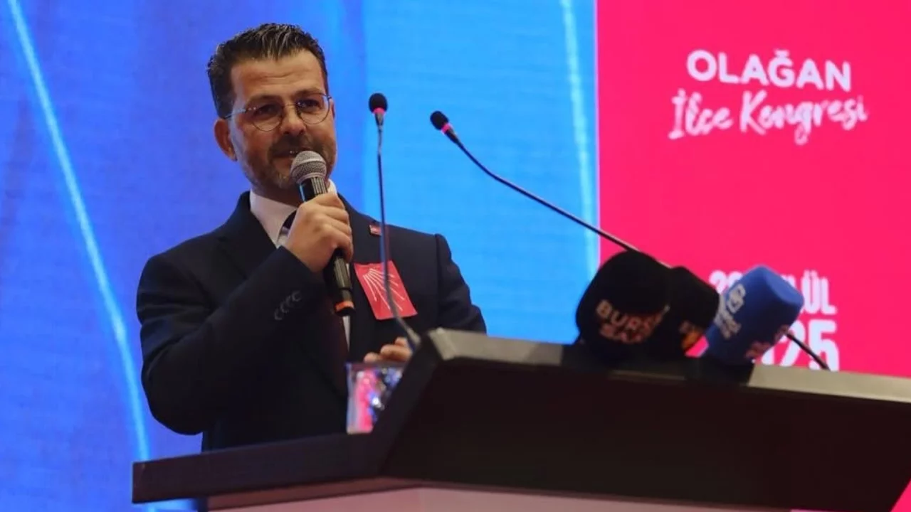 CHP'nin butlan yönetimi Nilüfer İlçe Başkanı Özgür Şahin ve yönetimini görevden aldı!