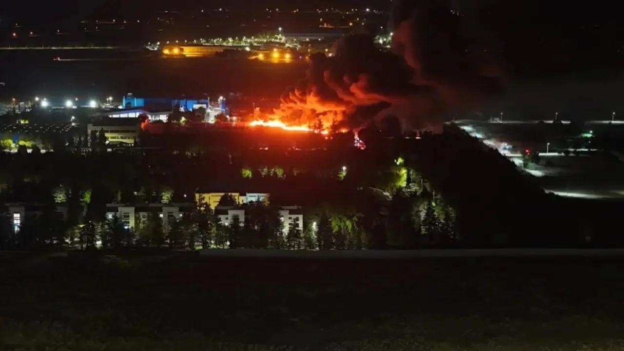 Eskişehir TEI'deki yangını söndürme çalışmaları sürüyor