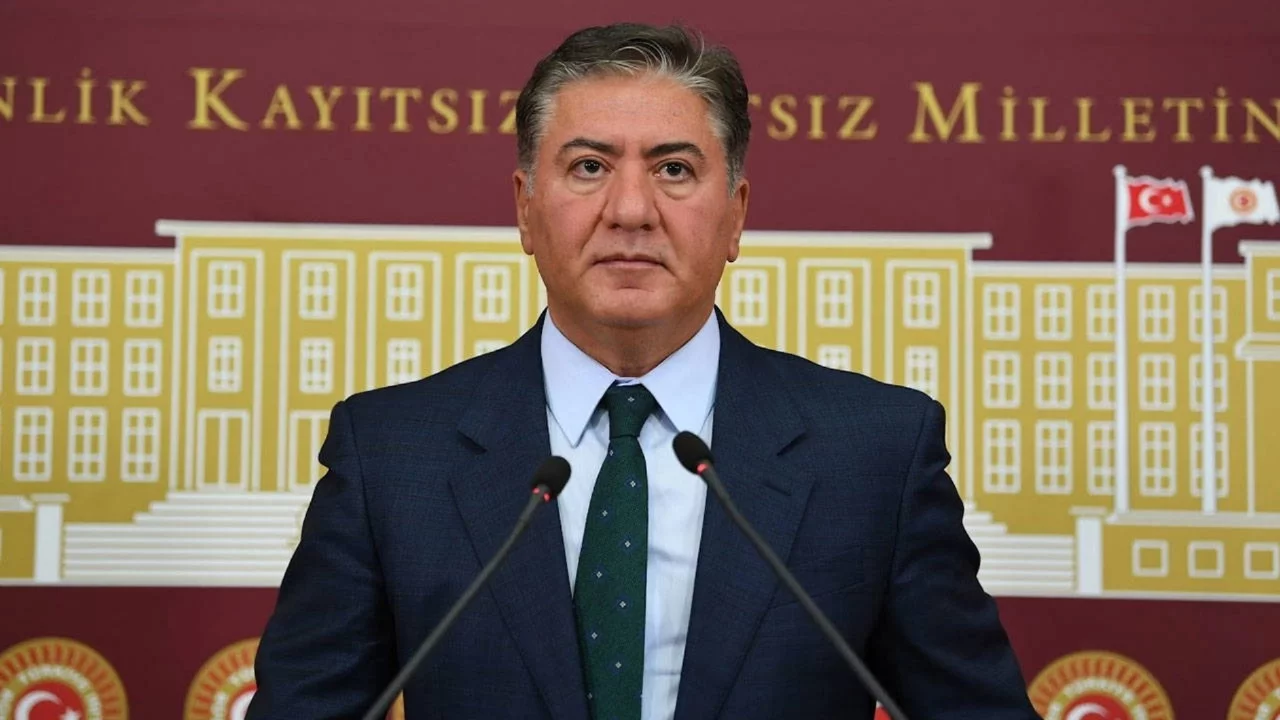 CHP'li Murat Emir'den Bahçeli'ye jet 'hazine yardımı' yanıtı