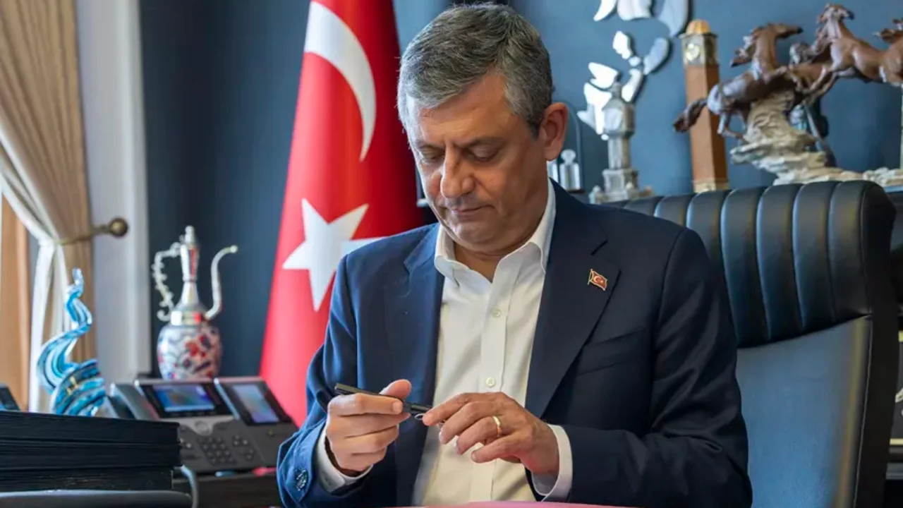 YENİ Parti'yi kuran 91 isim belli oldu: Bursa'dan 3 vekil listede