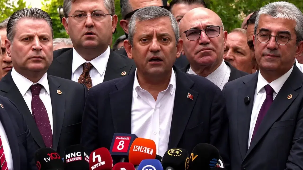 Özgür Özel'den YENİ Parti mesajı: Yolumuz iktidar yoludur