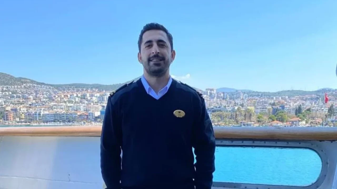 İtalya açıklarında denizde facia: Gönenli kaptan Suat Arı hayatını kaybetti