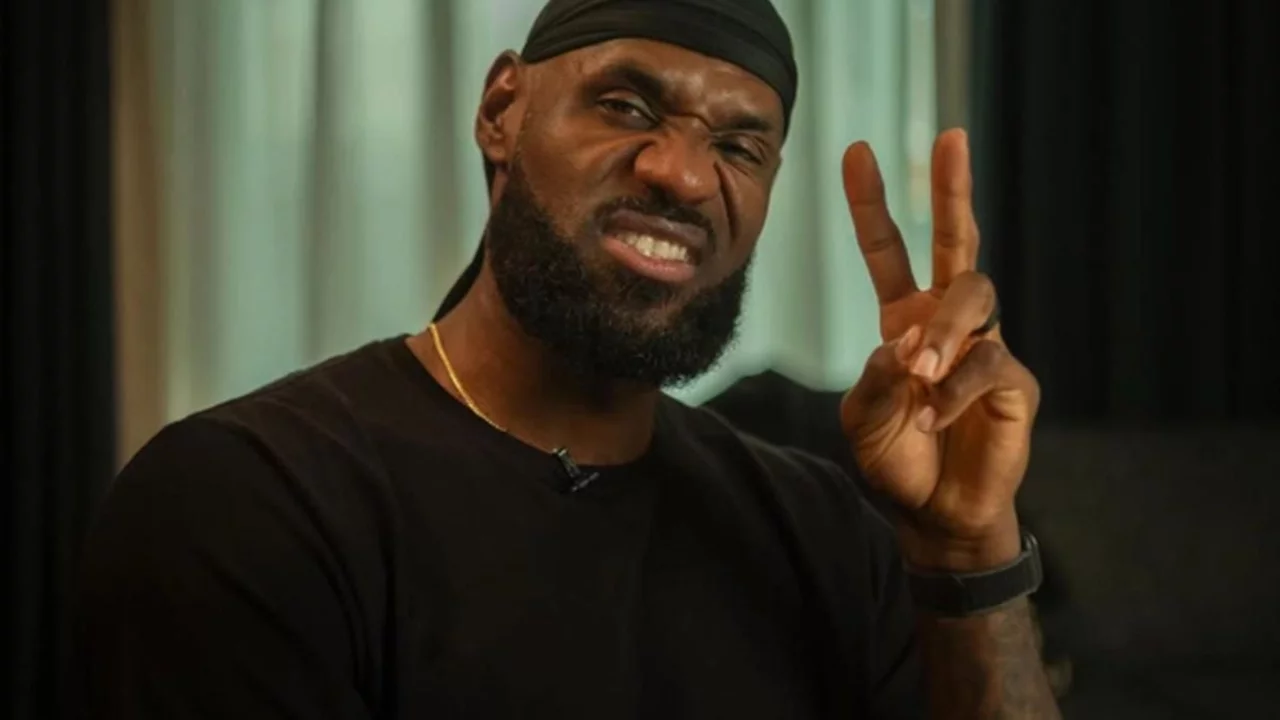 LeBron James, NBA'de 4. farklı takımda forma giyecek