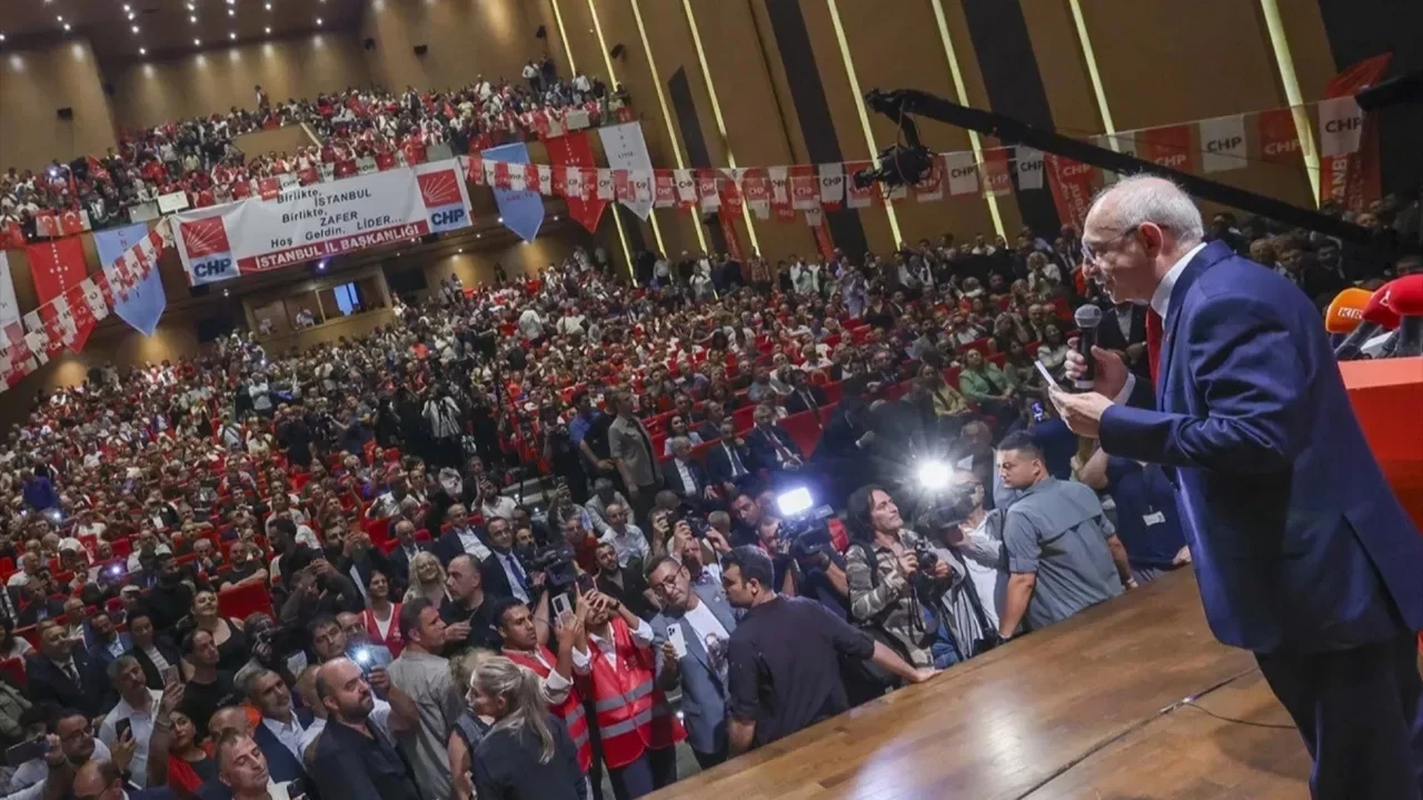 Kılıçdaroğlu'nun rozet törenine ilişkin "cast ajansı" iddiasına soruşturma
