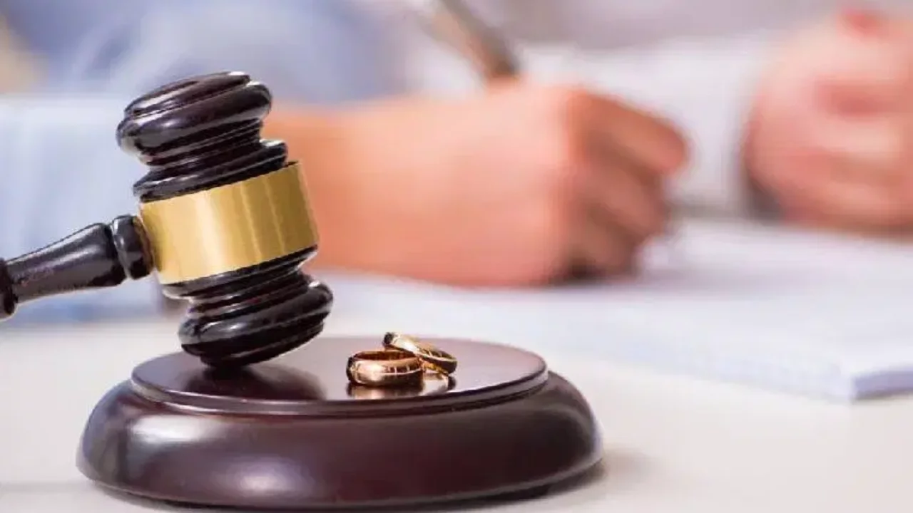 Boşanma davasında emsal karar: Eve misafir almamak ve hakaret ağır kusur sayıldı