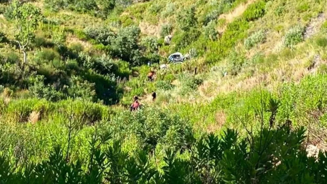 Antalya'da feci kaza: 5 kişi yaşamını yitirdi