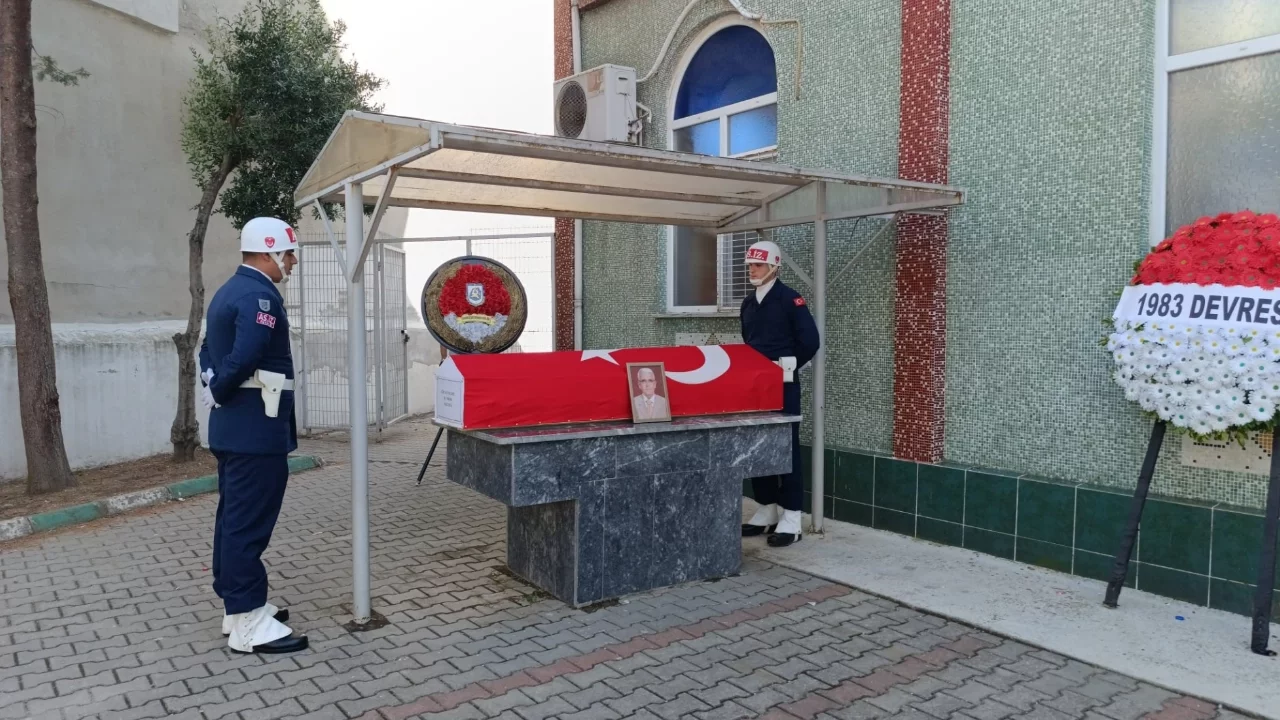 Bursa'da emekli Binbaşı Özcan Yıldız'a askeri törenle veda