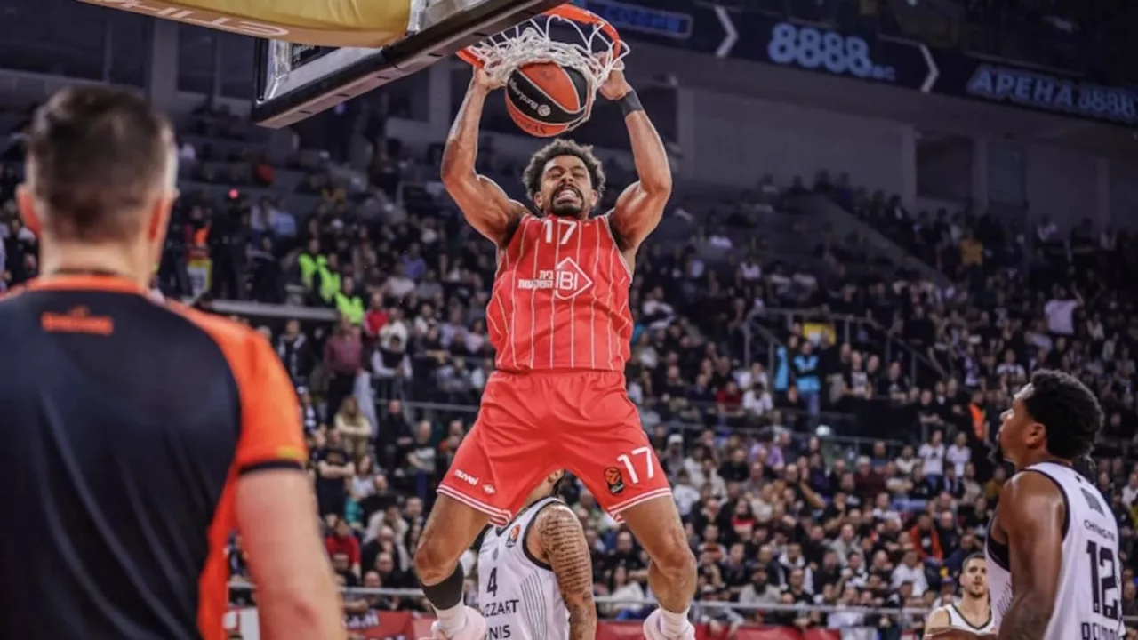 Anadolu Efes, Collin Malcolm'u kadrosuna kattı renklerine bağladı