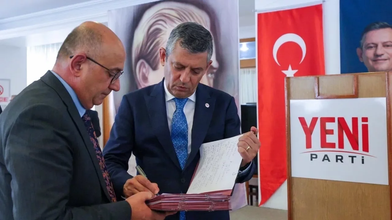 Özgür Özel: Yeni Parti'nin logosu henüz belli değil