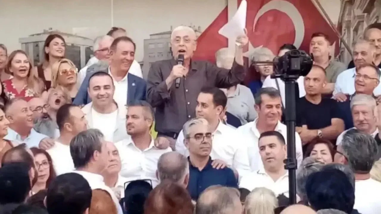 Antalya'da CHP'den toplu istifa: Eski il başkanı ve ilçe başkanları ile protestolarda gündem olan...