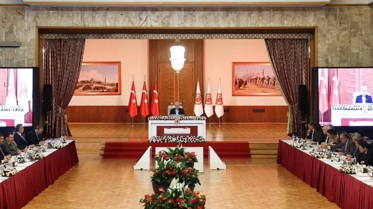 Süreçle ilgili 'Çerçeve yasa'da sona gelindi: Hafta sonuna kadar Meclis'e sunulması planlanıyor