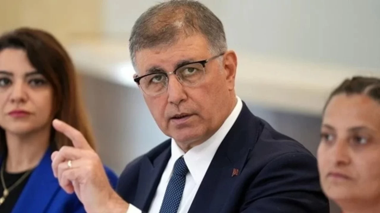 CHP'den istifa etmişti: Cemil Tugay AK Parti'ye mi geçecek?