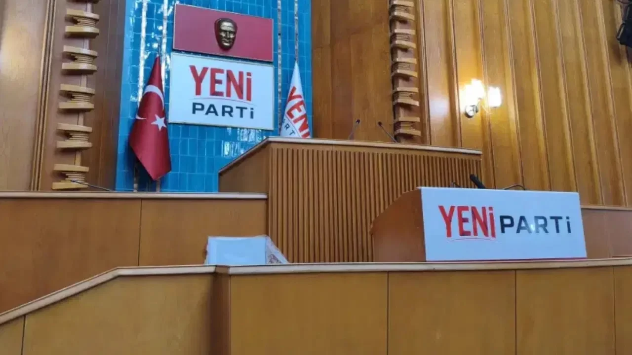 CHP'de istifalar sürüyor: Belediye başkanları YENİ Parti'ye geçiyor