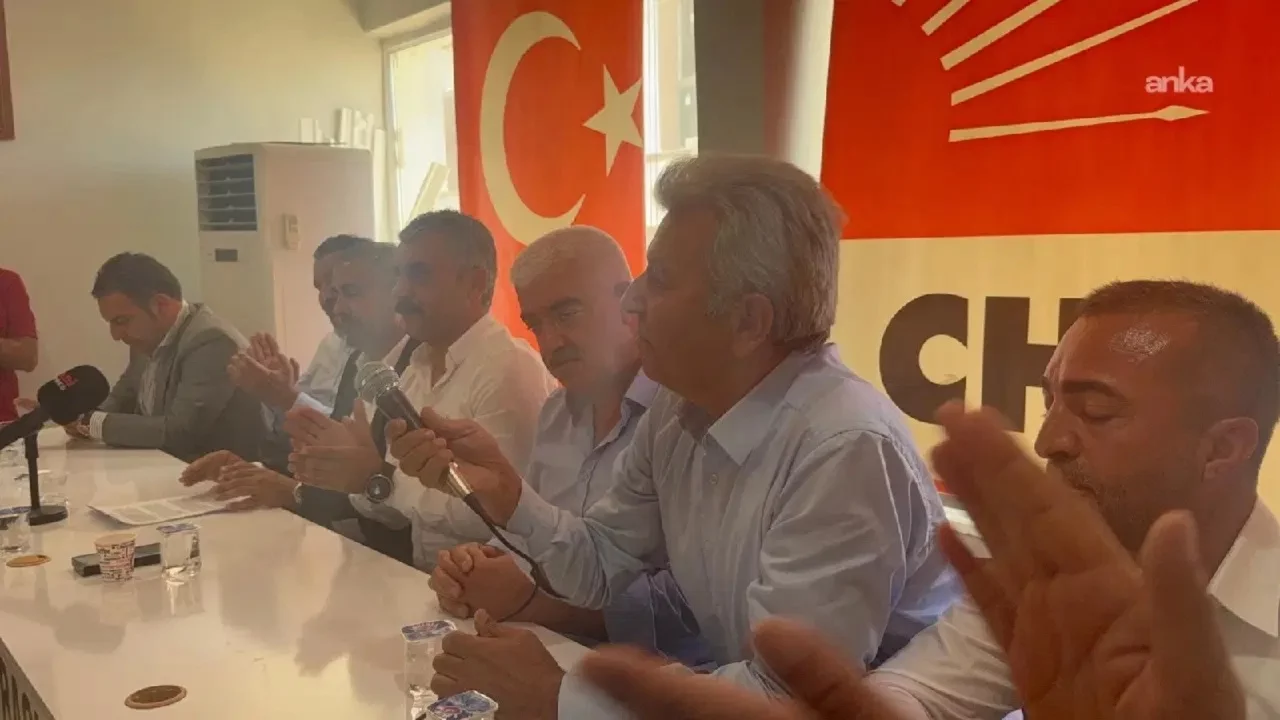 Adıyaman'da üç belediye başkanı CHP'den istifa ederek YENİ Parti'ye geçti