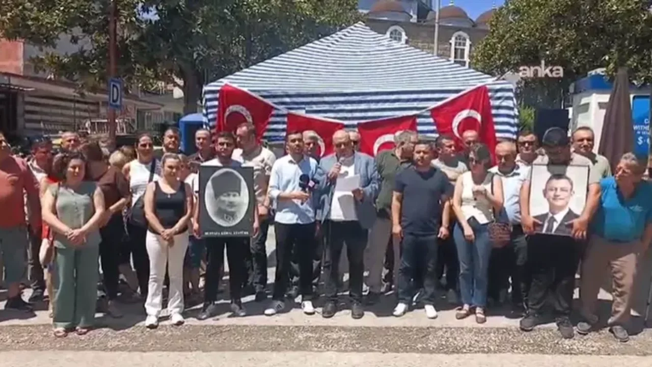 CHP Bozdoğan'da toplu istifa: İlçe örgütü ve belediye meclis üyeleri partiden ayrıldı