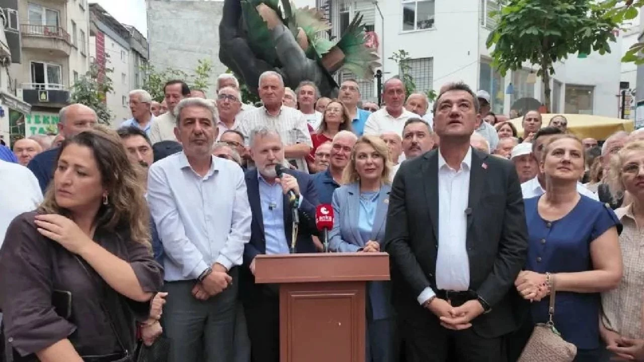 Giresun'da CHP'den YENİ Parti'ye toplu geçiş: 3 belediye başkanı ile birlikte meclis üyeleri ve 1...