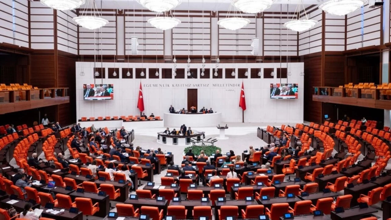 Öğrenci affına yönelik kanun teklifi TBMM'de kabul edildi