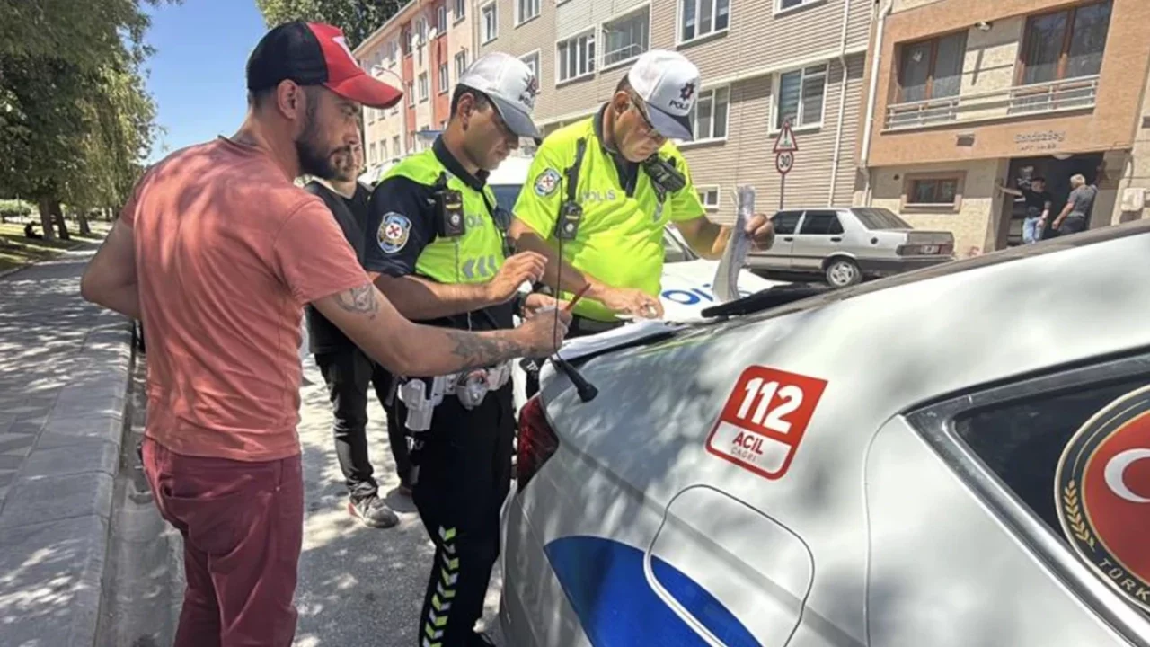 Sahte plakalı kamyonetin sürücüsüne 180 bin TL ceza