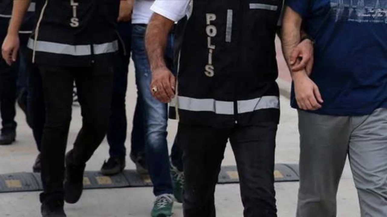 Mersin merkezli yasa dışı bahis operasyonu: 52 tutuklama