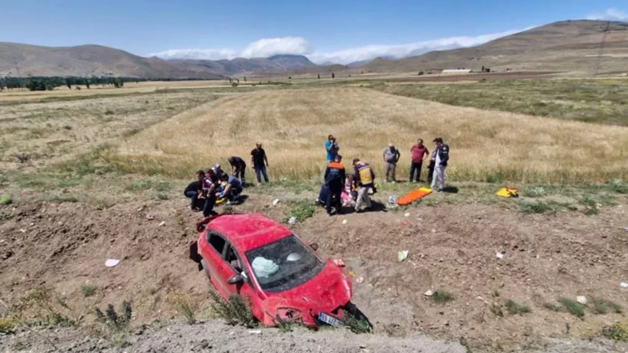 Otomobil takla attı: 4'ü çocuk 8 kişi yaralandı