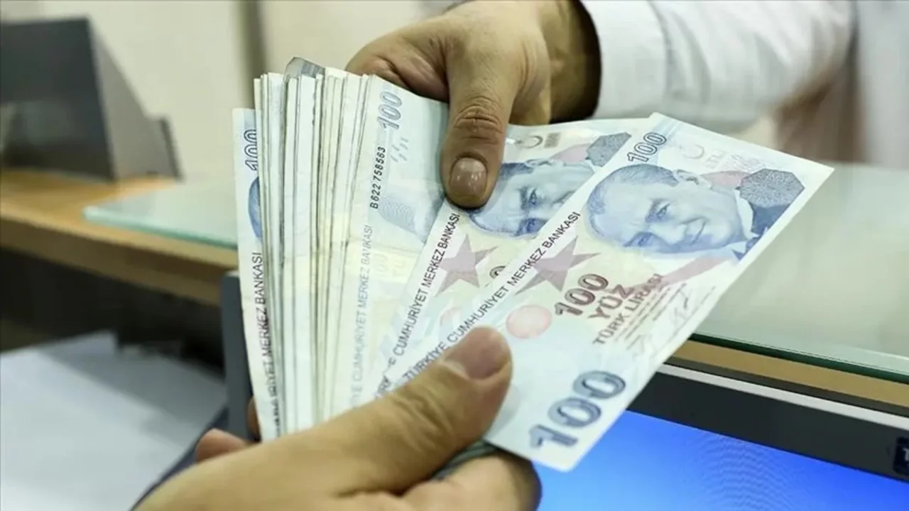 Resmi Gazete'de yayımlandı: En düşük emekli aylığı 23 bin 522 TL oldu