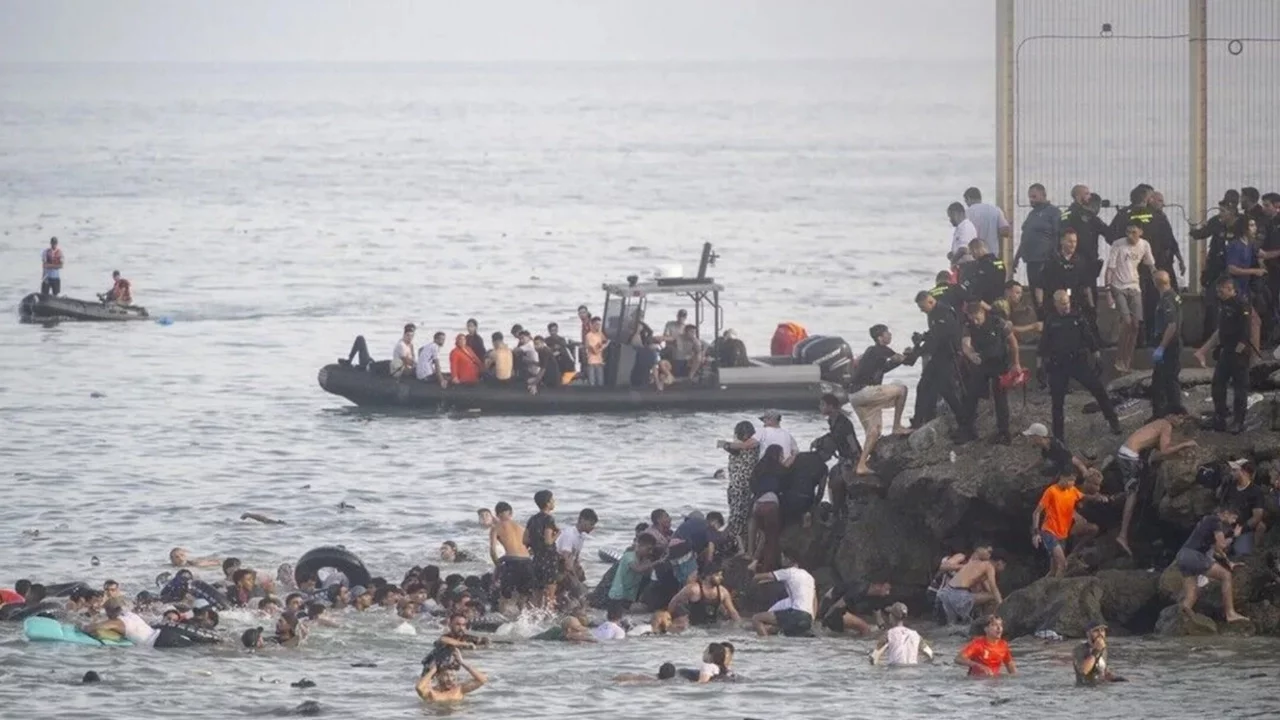 Fas'tan İspanya'ya geçmeye çalışan 18 kişi hayatını kaybetti