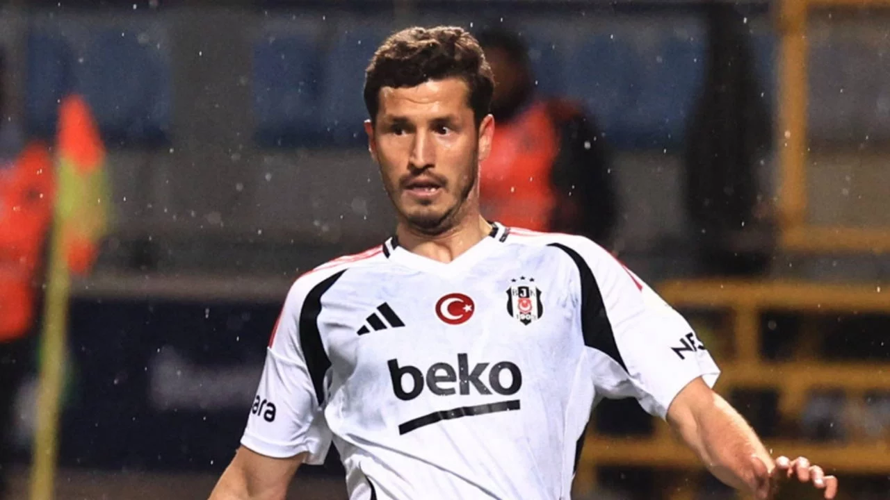 Salih Uçan, Süper Lig ekibiyle anlaştı