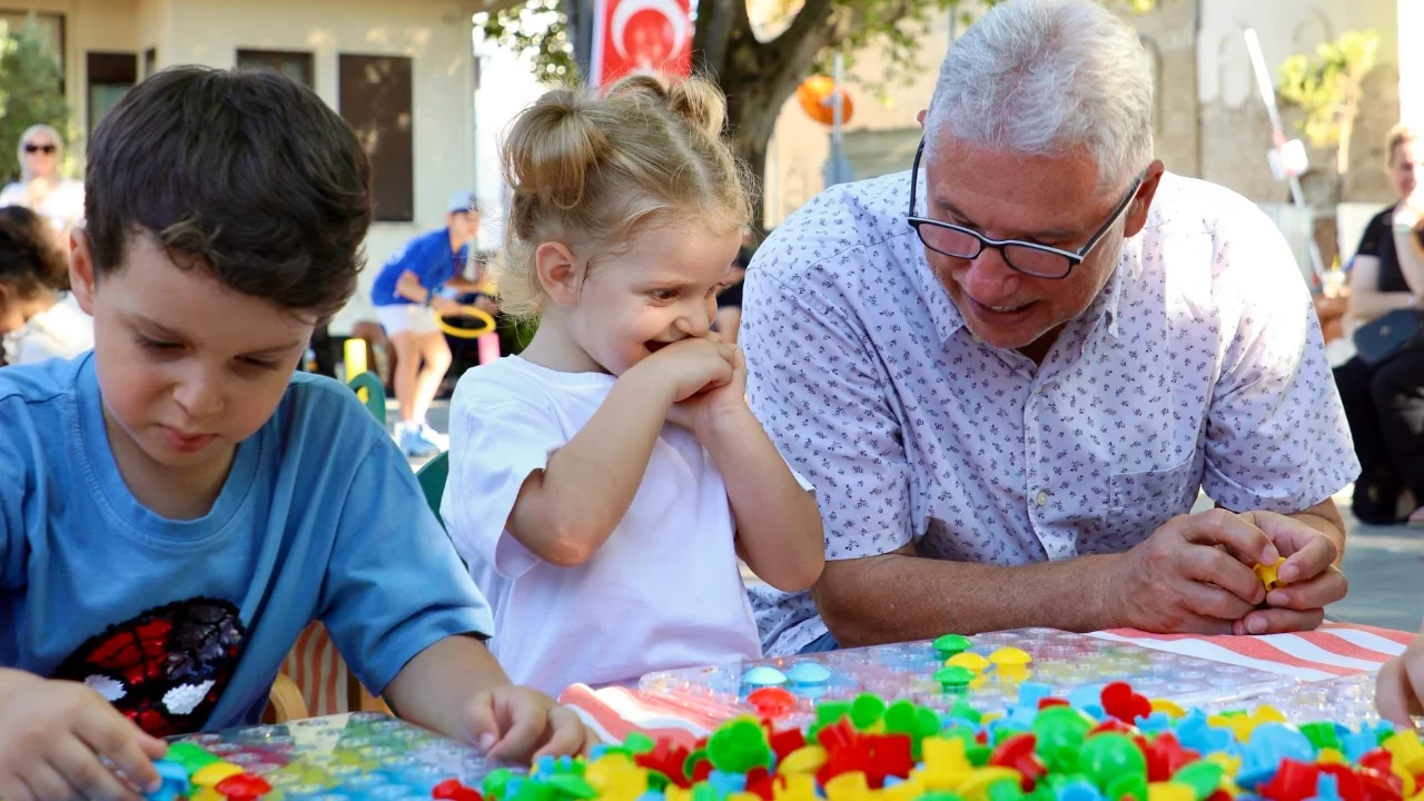 Mudanya'da çocuklar yaz tatilini dolu dolu geçiriyor