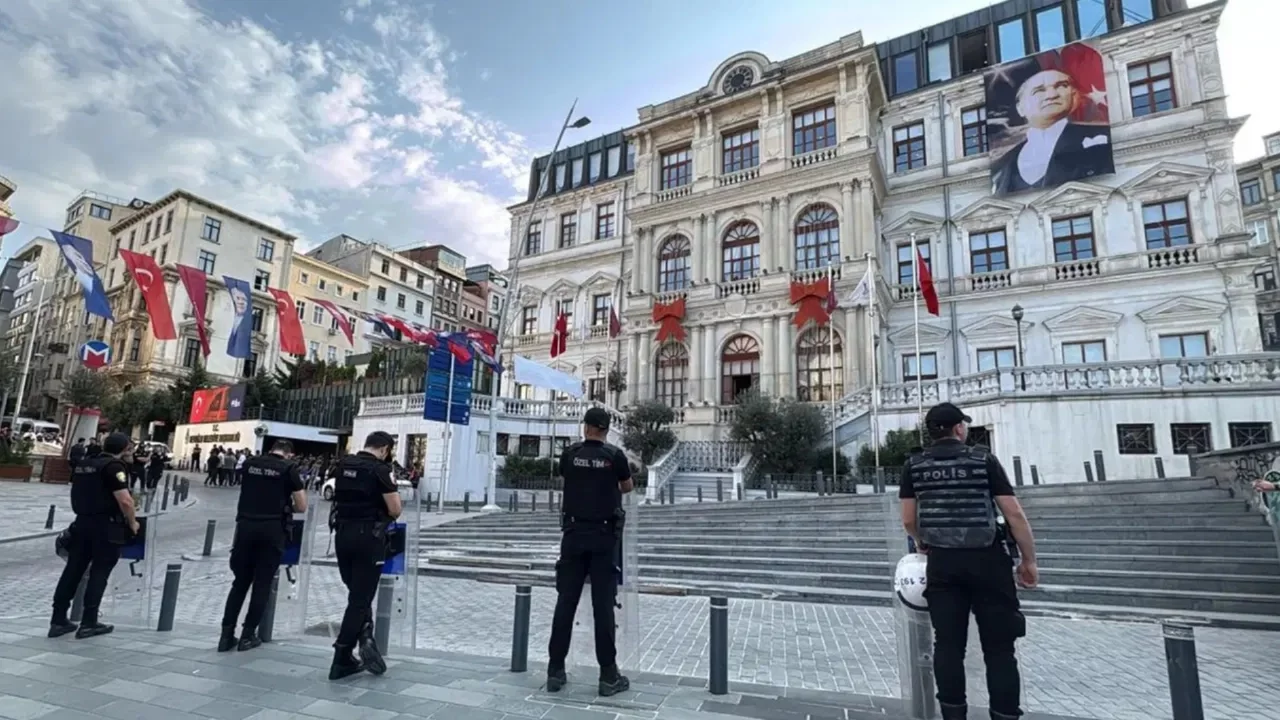 İstanbul'da AK Parti'nin belediye sayısı CHP'yi geçti: Tutuklamalar ve transferler dengeleri deği...