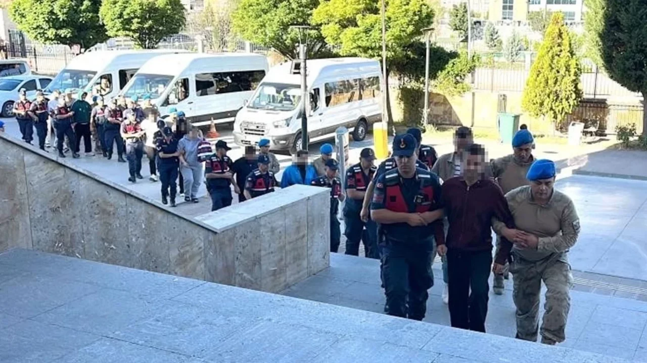 Uşak Belediyesi soruşturmasında 9 tutuklama