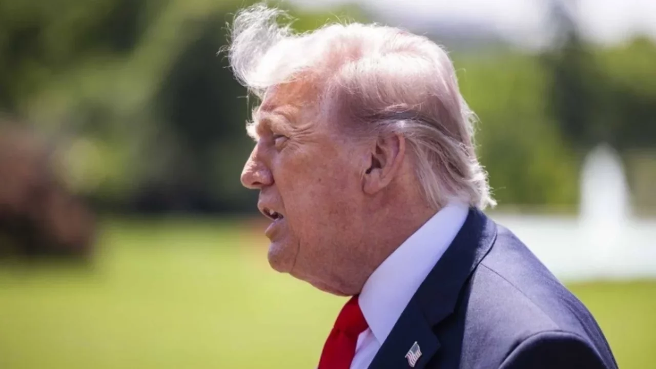 ABD Başkanı Donald Trump'tan İran'a yeni tehdit: 'Çok sert vuracağız'