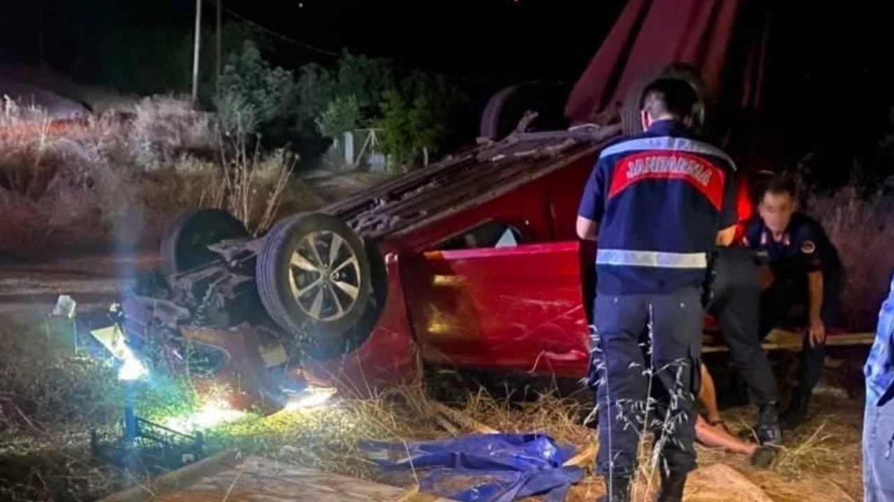 Bursa'da otomobil şarampole yuvarlandı: Yaralılar var