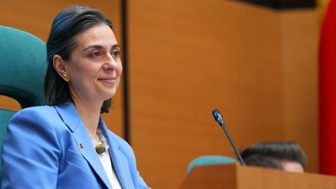 Üsküdar Belediye Başkanı Sinem Dedetaş, kuyu tipi cezaevine konuldu